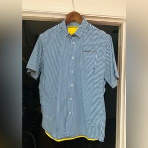 Descendant of Thieves button down short sleeve shirt